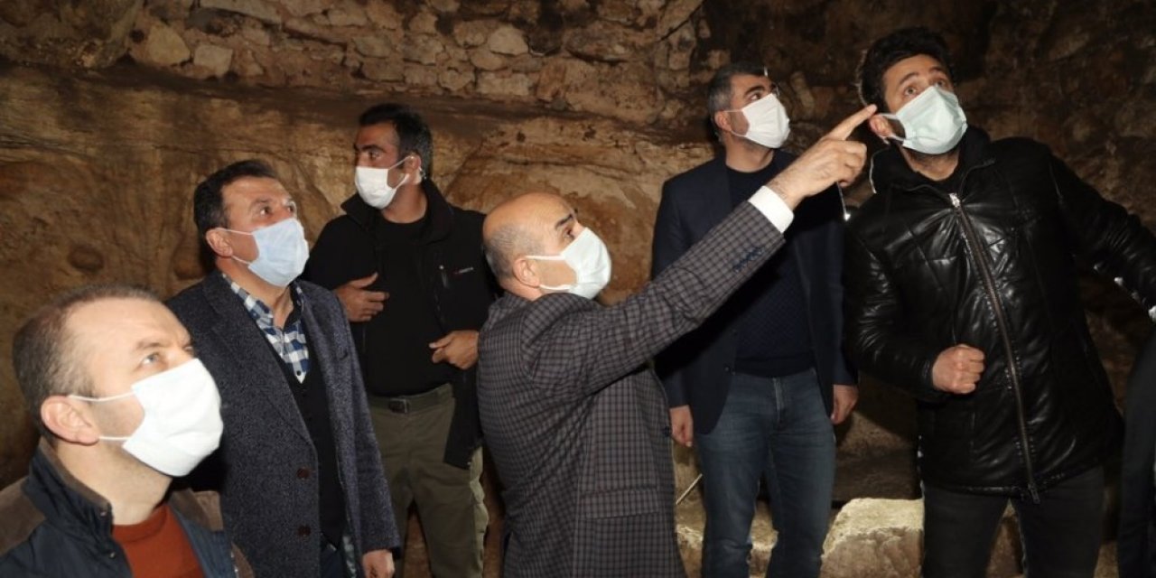 Vali Demirtaş, Midyat’ta İncelemelerde Bulundu