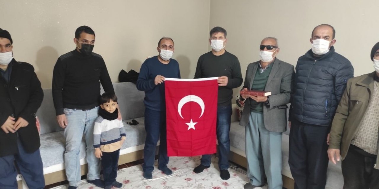 Batman’da Teröristlerce 28 Yıl Önce Annesinin Kucağında Şehit Edilen 5 Aylık Bebek Anıldı