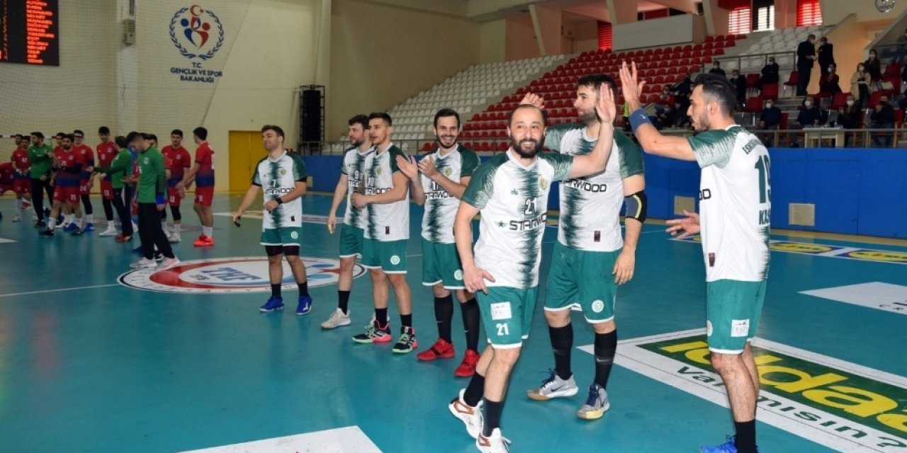 Ormanspor Şampiyonluk Yolunda Bir Engeli Daha Geçti