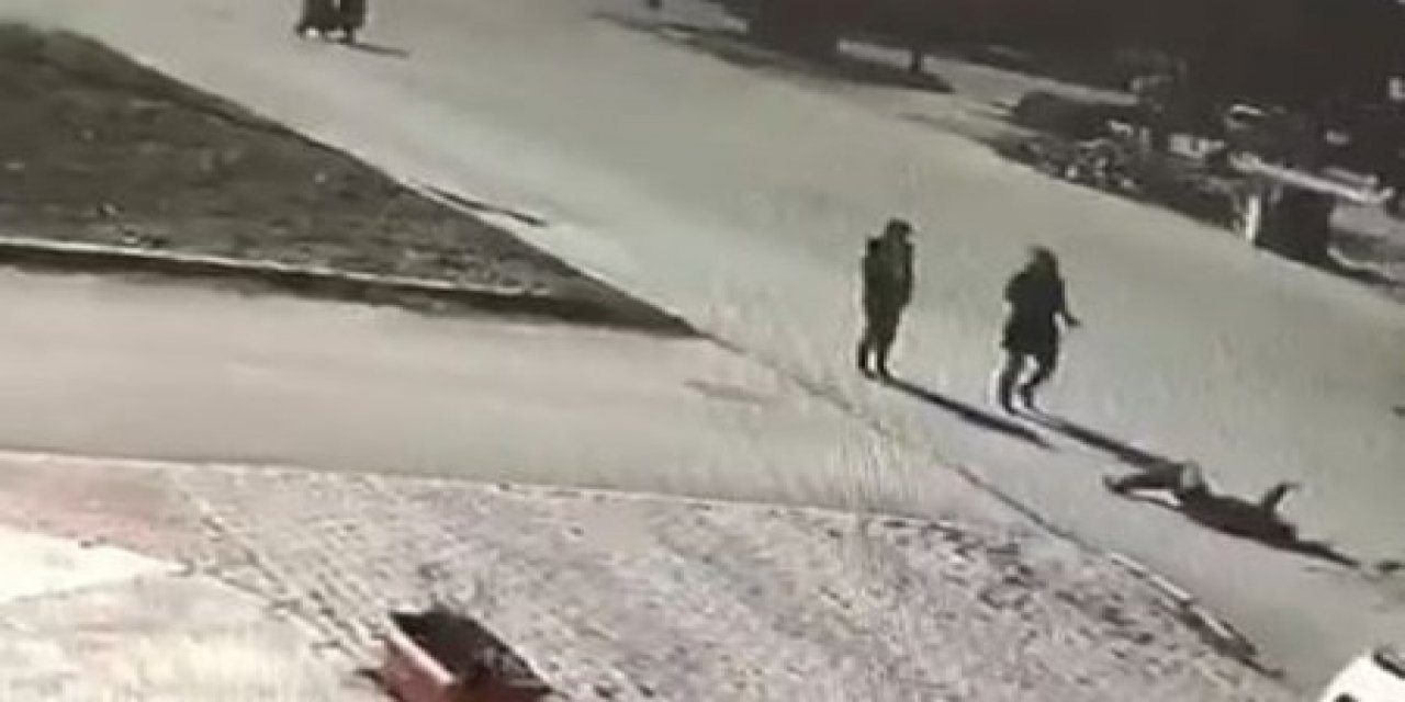 Genç Kıza Çarptı, "taşa Vurdum" Deyip Yoluna Devam Etti