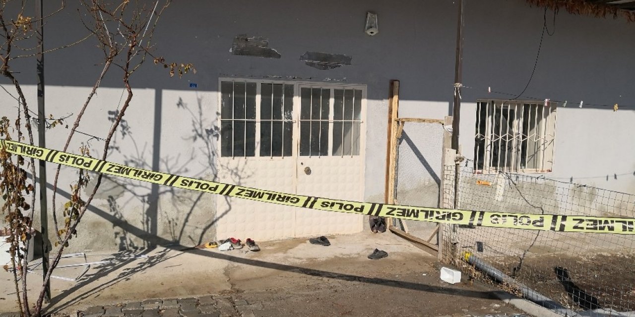 Eşini Tüfekle Yaralayan Adam İntihar Etti