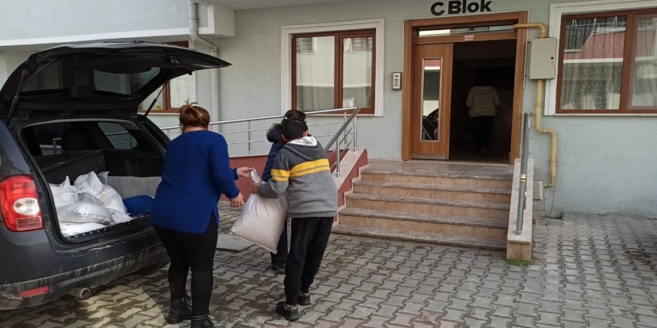 İ̇htiyacı Olanların Yüzlerini Güldürdüler