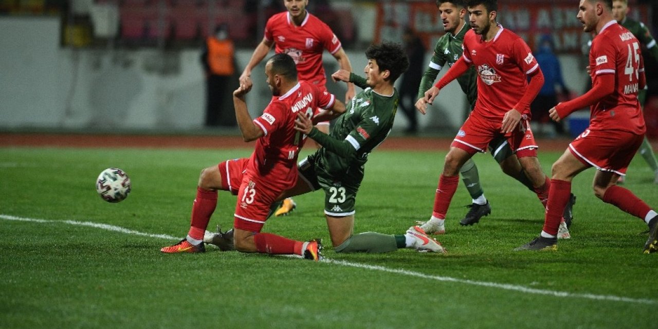 Bursaspor Bu Kez De Golü Unuttu