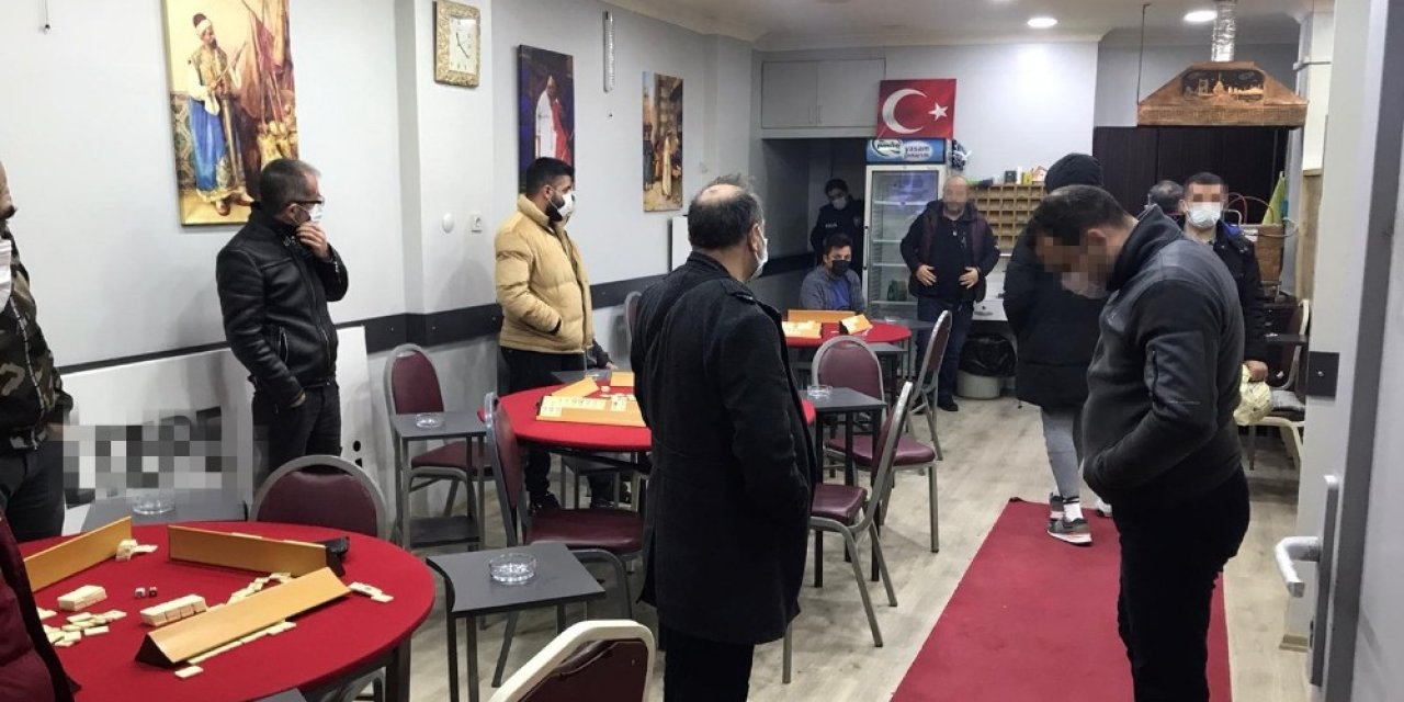Hafta Sonu, Mühürlenen İş Yerini Açarak Kısıtlama Kurallarını Hiçe Saydılar