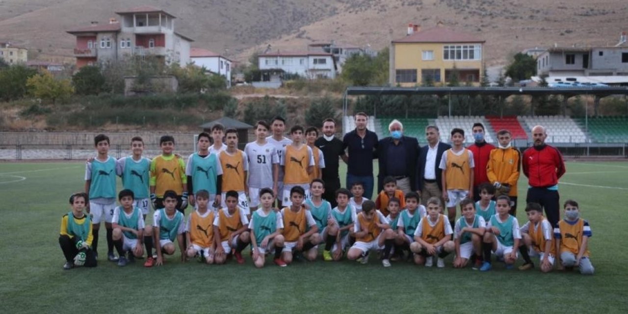 Pandemi Futbol Altyapılarını Ciddi Anlamda Etkiledi