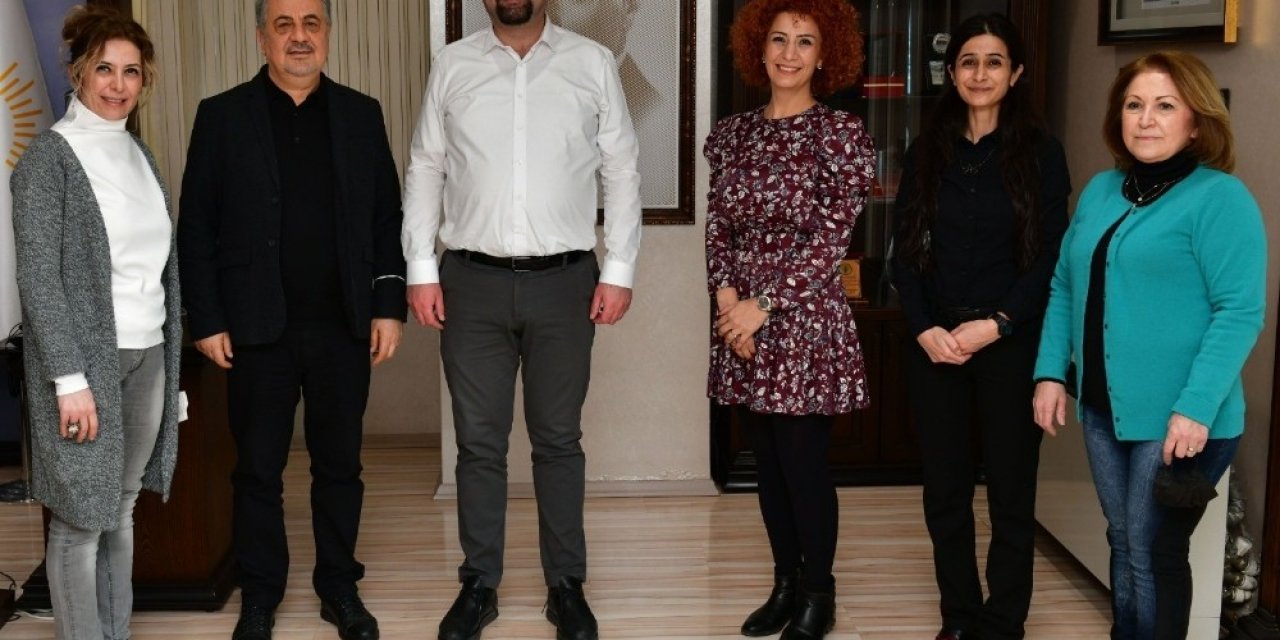 Çiğli Belediyesinden Eczacı İstihdamına Destek