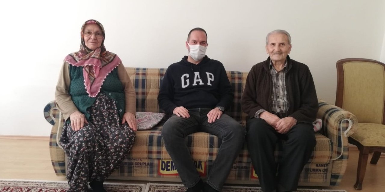 Başkan Özdemir Kendisine Şiir Yazan Ali Yılmaz’ı Ziyaret Etti