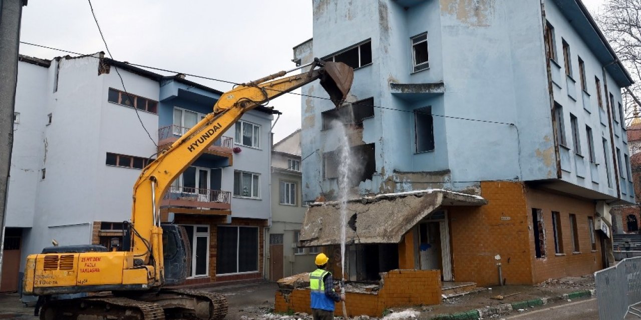 Büyükşehir Riskleri Ortadan Kaldırıyor