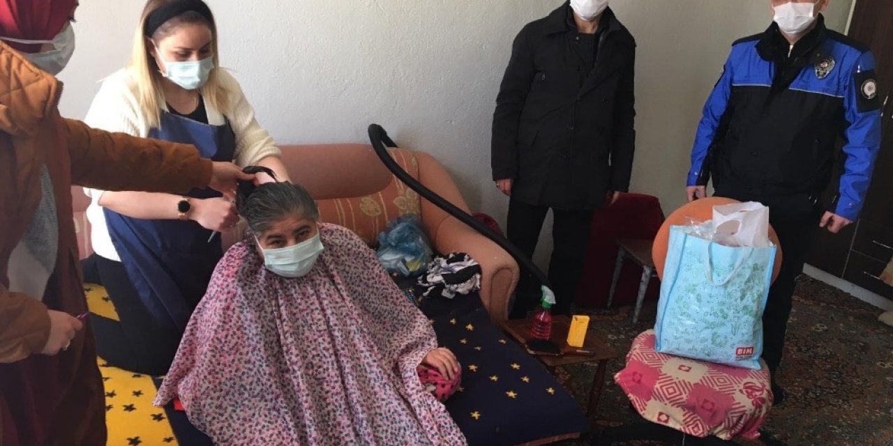 Yaşlı, Engelli Ve Hastalara Evde Berber Hizmeti