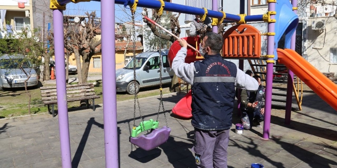Turgutlu’da Parklar Bahara Hazırlanıyor