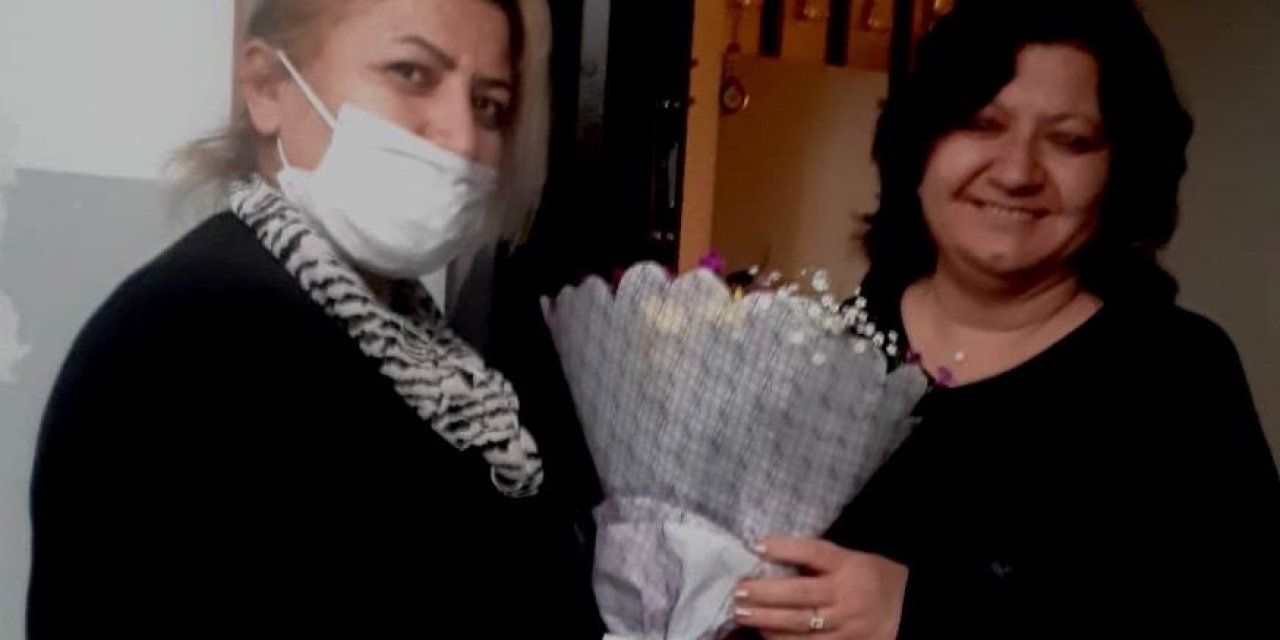 İ̇ran Kedisine Kayıp Haberleri Sonucu Kavuştu