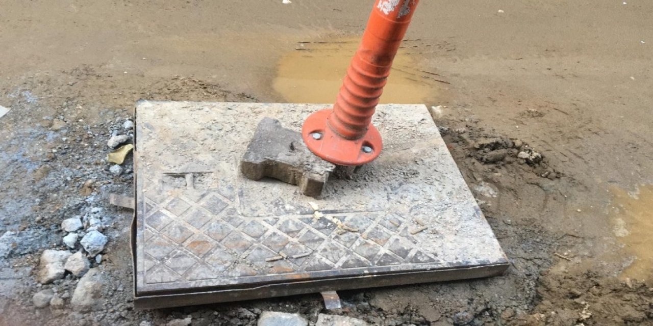 Demir Kapak Mahallelinin Başına Dert Oldu