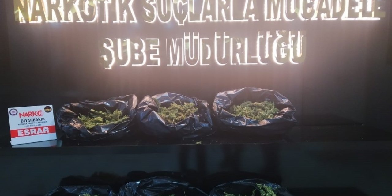 Diyarbakır Polisi Uyuşturucu Tacirlerine Göz Açtırmıyor
