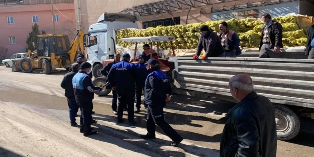 Keskin’de Üreticiden Alınan Patatesler İhtiyaç Sahiplerine Dağıtıldı