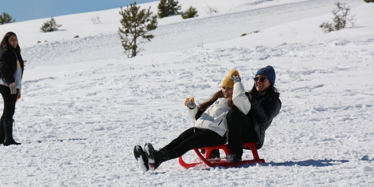 Keltepe Kayak Merkezi 10 Bin Kişi Ağırladı