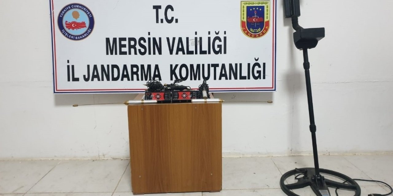 İ̇zinsiz Kazı Yapan Şahıslar Jandarma Ekiplerince Yakalandı