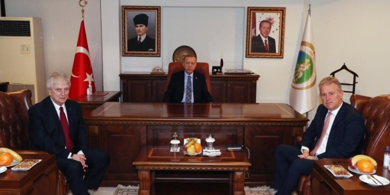 Cumhurbaşkanı Erdoğan, İ̇zto Ve Ebso Başkanları İle Görüştü