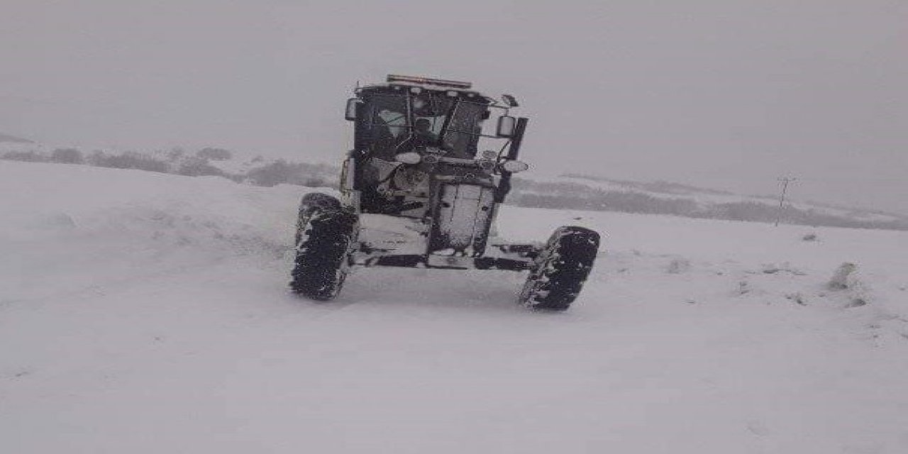 Bingöl’de Kapalı Köy Yolu Kalmadı