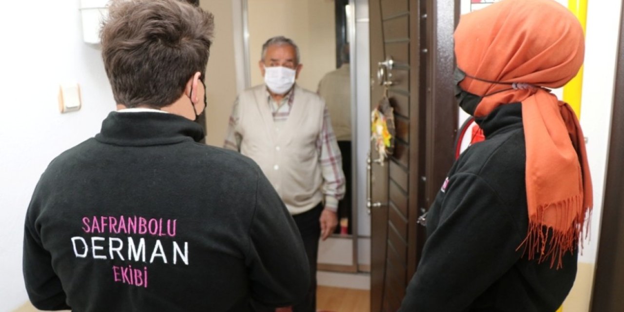 Safranbolu Belediyesi’nin “derman” Ekibi Vatandaşın Kapısını Çalıyor