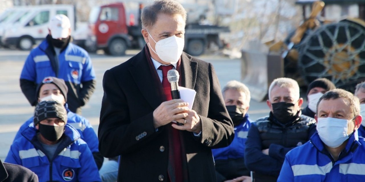 Başkan Deveci’den Ekiplere Teşekkür Belgesi