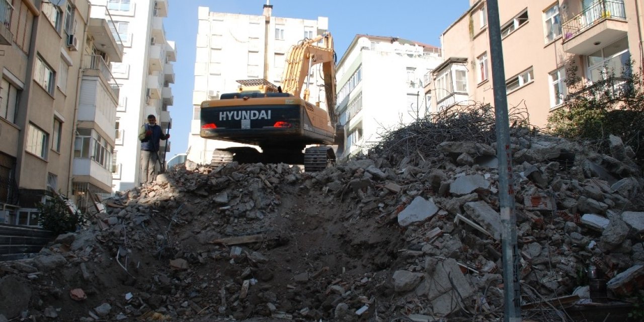 Rahip Brunson’ın Evi Yıkıldı