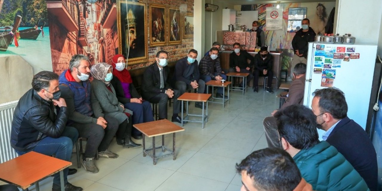 Başkan Vekili Aslan, Esnafın Sorun Ve Taleplerini Dinlemeye Devam Ediyor