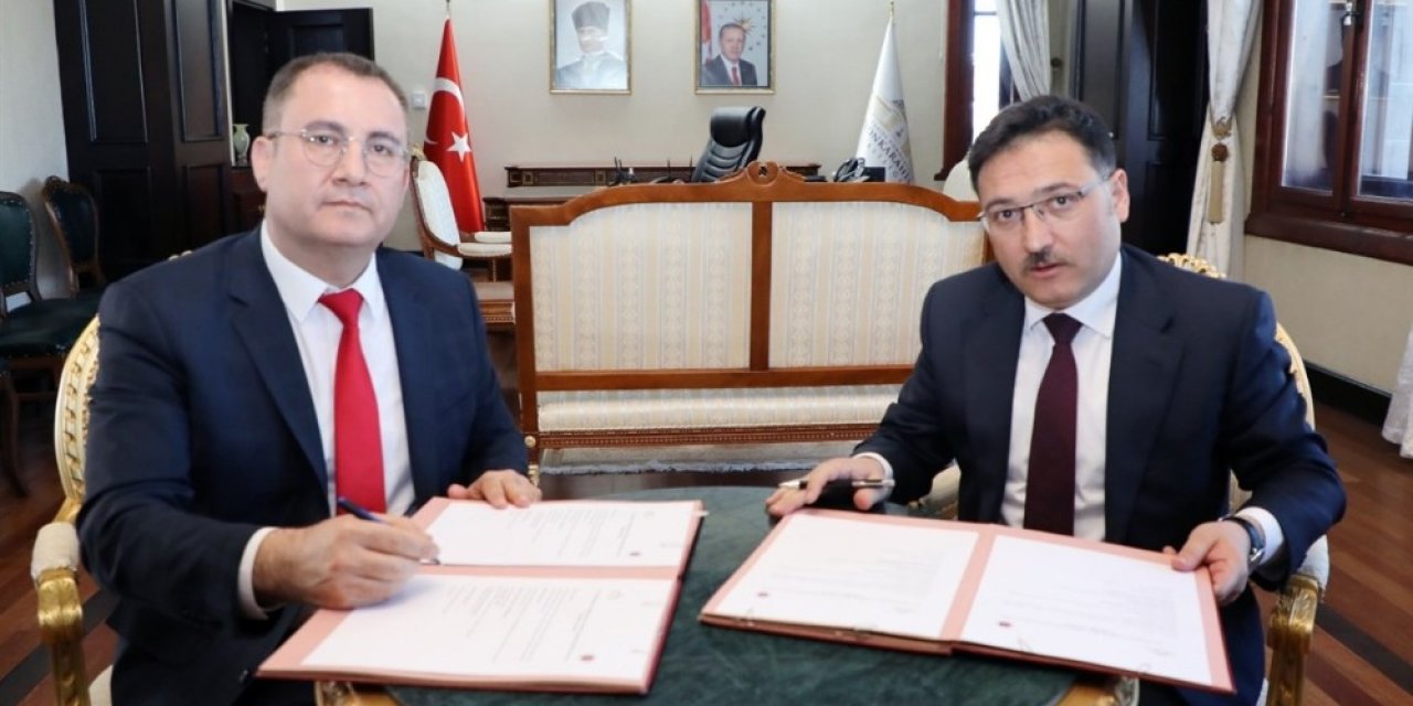 İ̇zmir Yüksek Teknoloji Enstitüsü İle Afyonkarahisar Valiliği Arasında Protokol İmzalandı