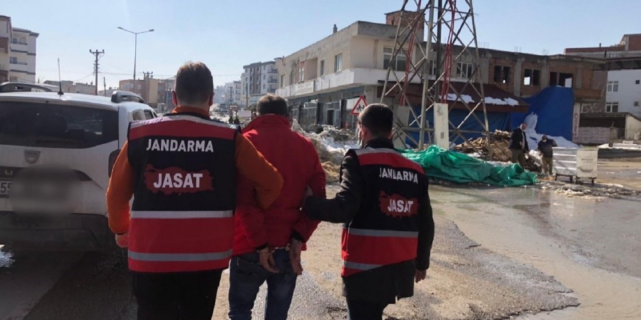 Jandarma Jasat Timine Yakalanan 3 Kişi Tutuklandı