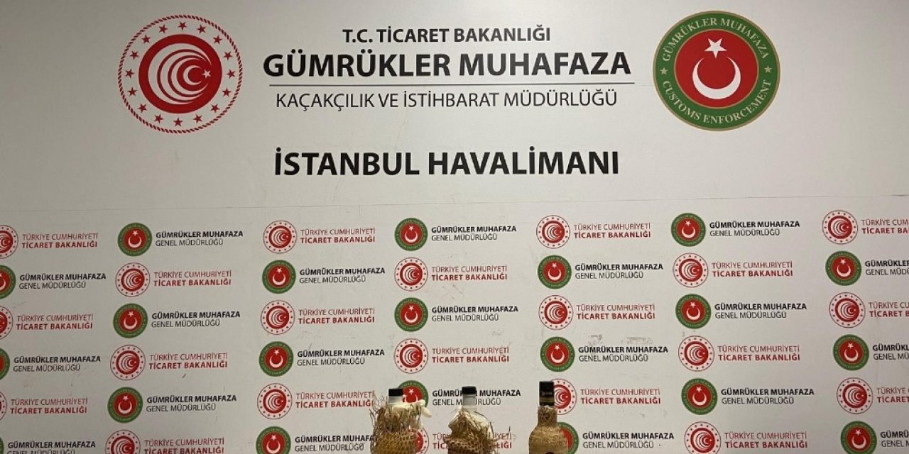 İ̇stanbul Havalimanı’nda Sıvı Kokain Ele Geçirdi