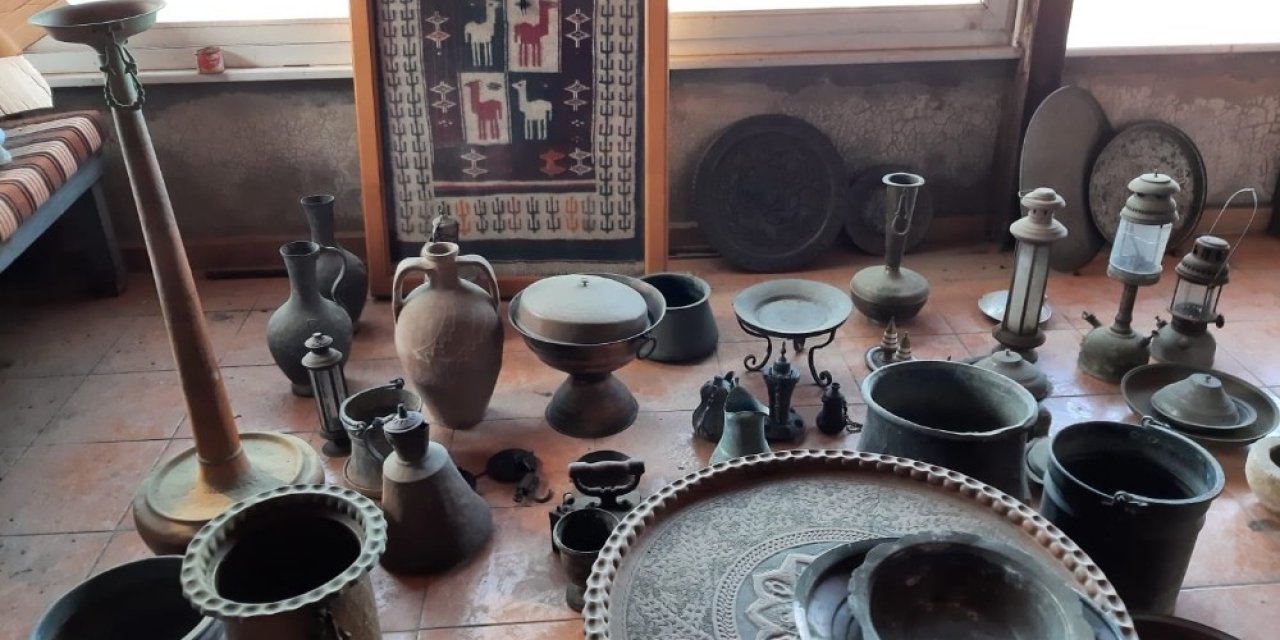 Tarihi Eser Kaçakçısı, Evini Müzeye Çevirmiş