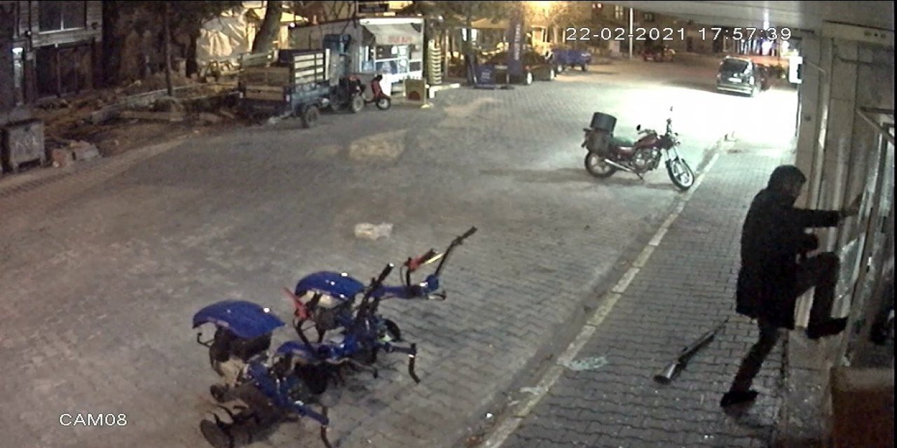 Av Bayisinden Çaldığı Tüfekle Havaya Rastgele Ateş Açan Şahıs Tutuklandı