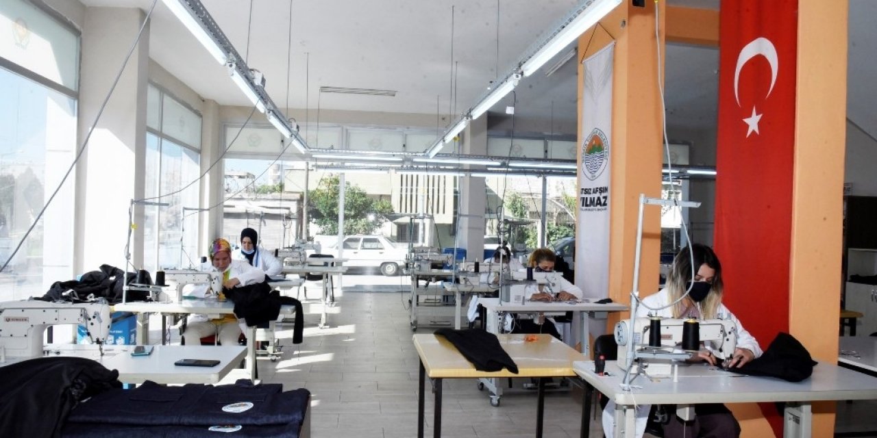 Toroslar Belediyesinin Personel Üniformaları Tortek’te Üretiliyor