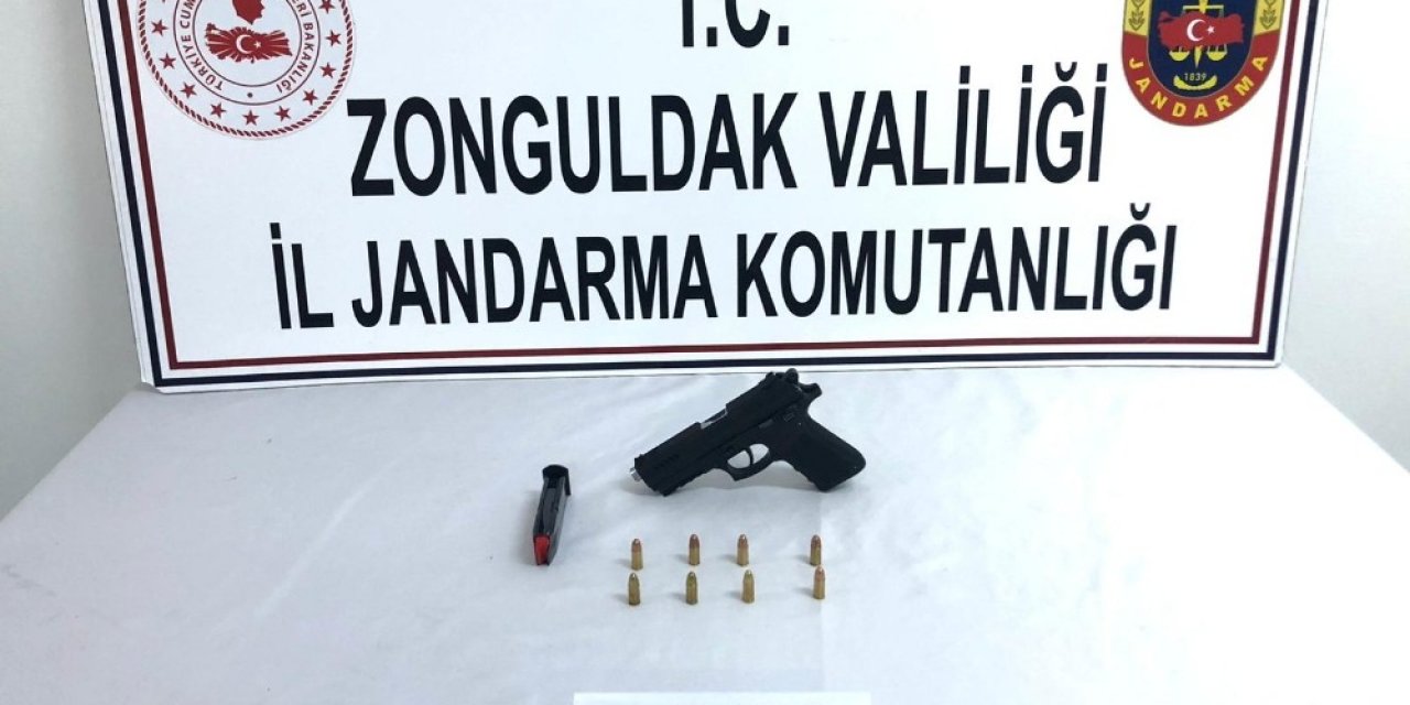 Şüphe Üzerine Durdurulan Araçtan Silah Çıktı