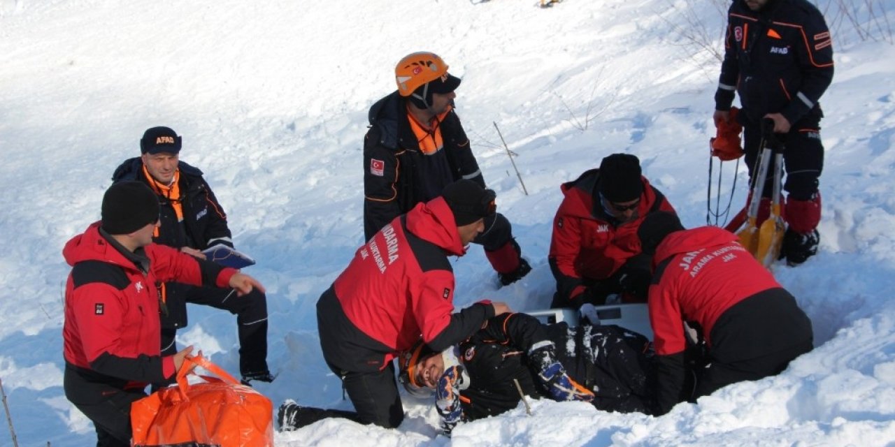 Sakarya’da Nefes Kesen Çığ Tatbikatı
