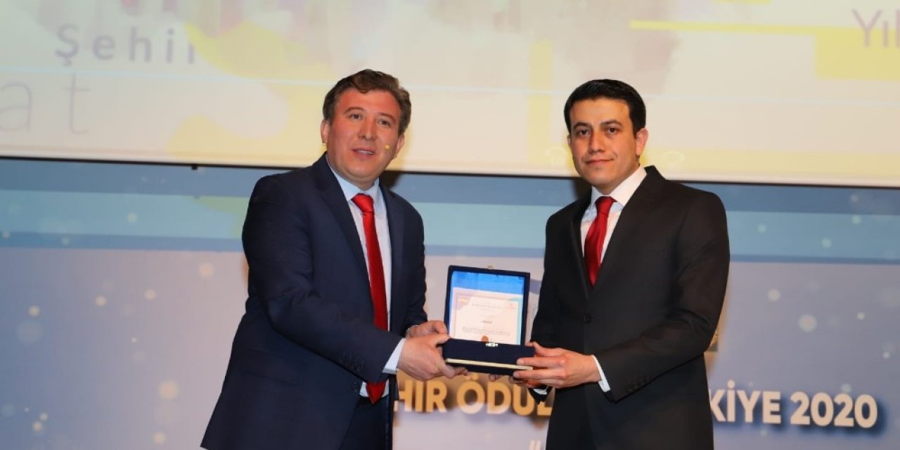 ’şehir Ödülleri Türkiye’ Yarışmasından Ahlat’a 2 Ödül
