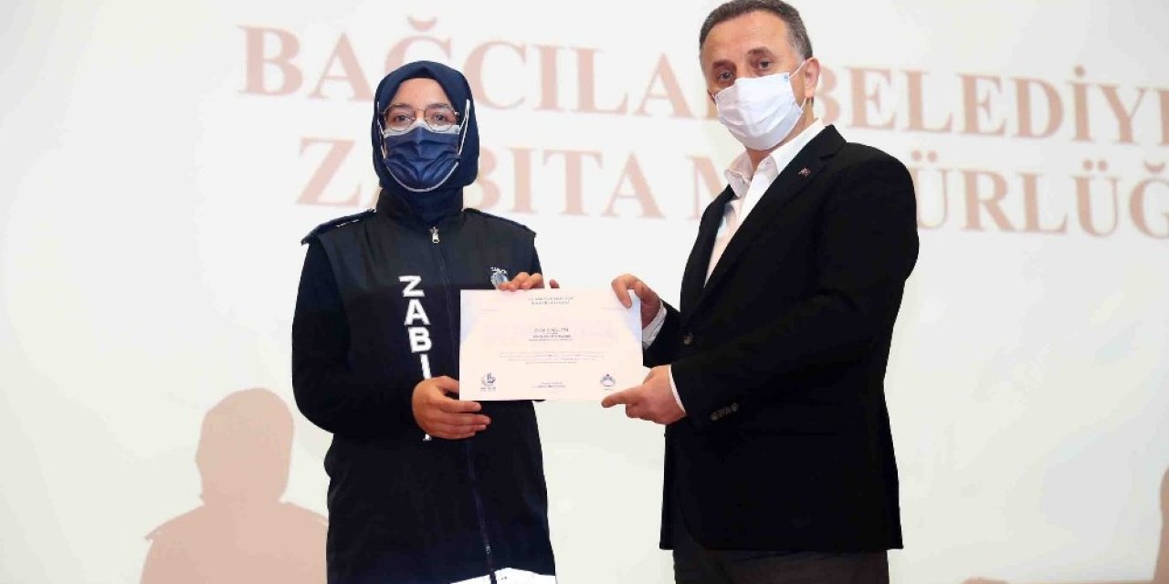 Pandemi Savaşçılarına Teşekkür Plaketi