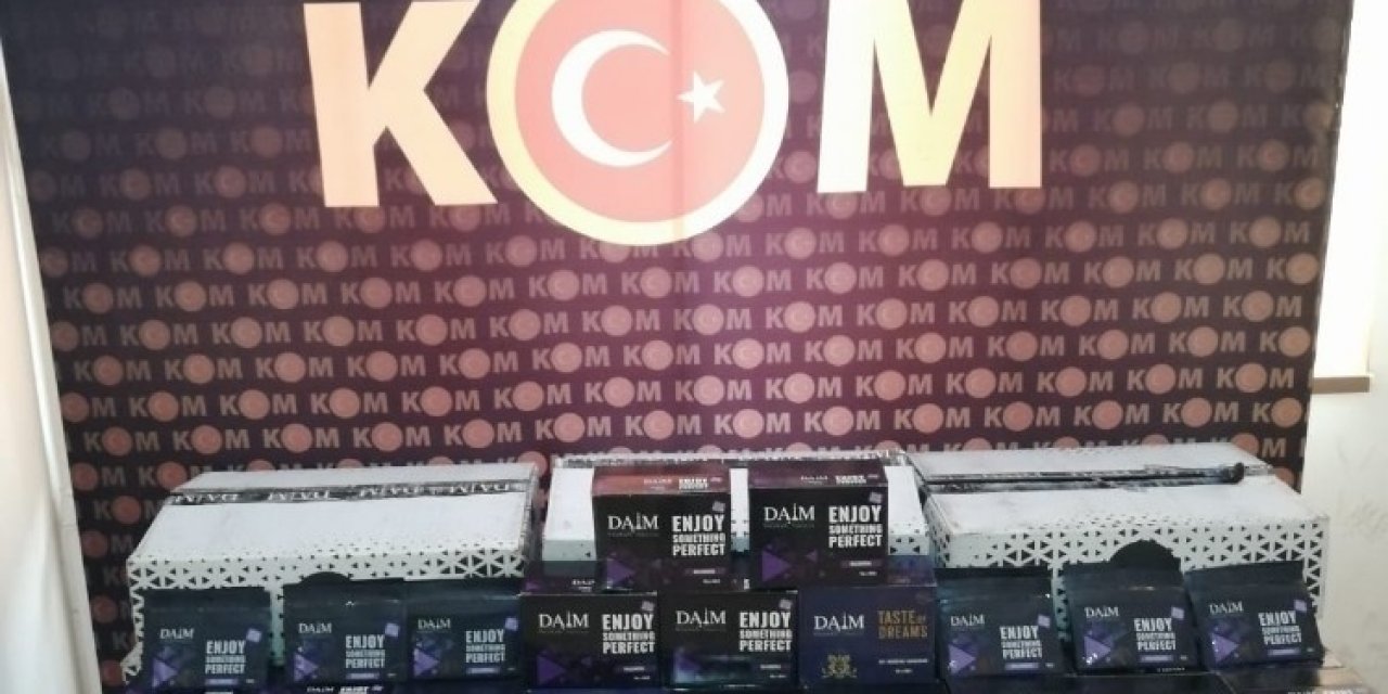 Şüpheli Araçtan Gümrük Kaçağı Nargile Tütünü Çıktı