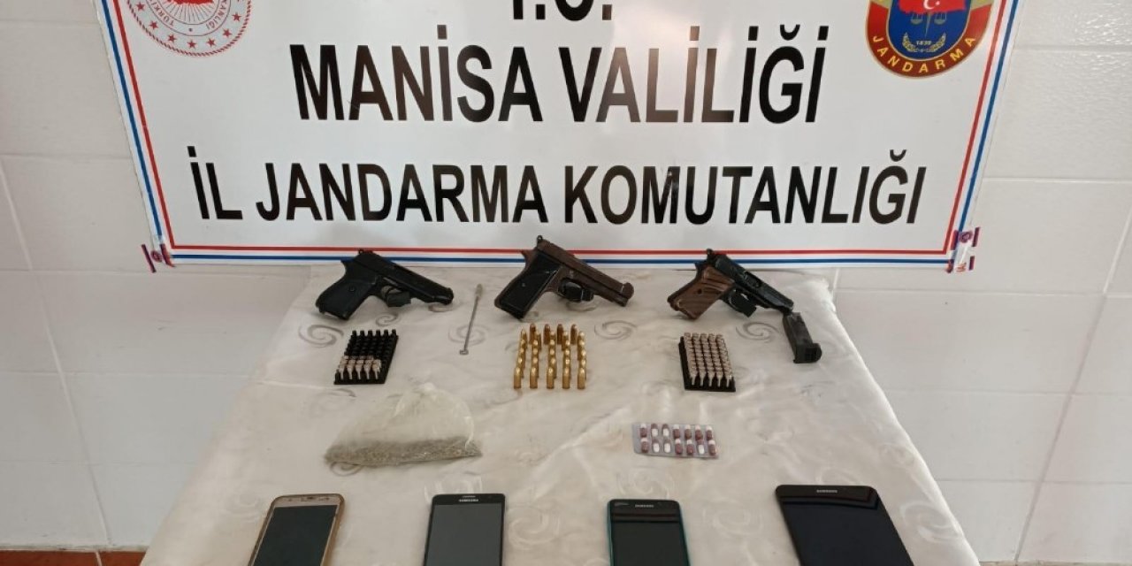 Manisa’da Uyuşturucu Operasyonu: 2 Gözaltı