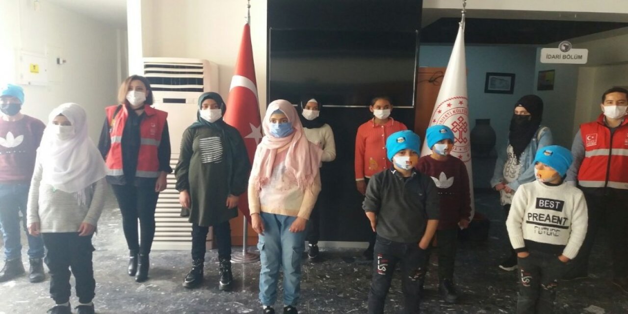 Savaşın Çocukları Arkeoloji Müzesini Gezdi