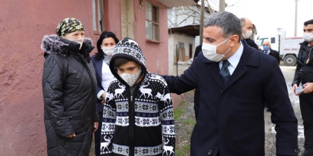Vali Atay Aile Ziyaretlerine Devam Ediyor