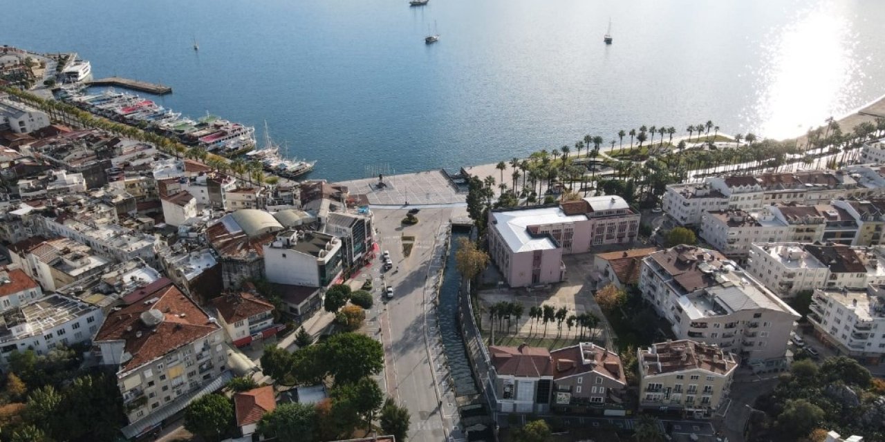 Marmaris’te Turizm Sezonu Öncesi Korona Virüs Mücadelesi Toplantısı Yapıldı