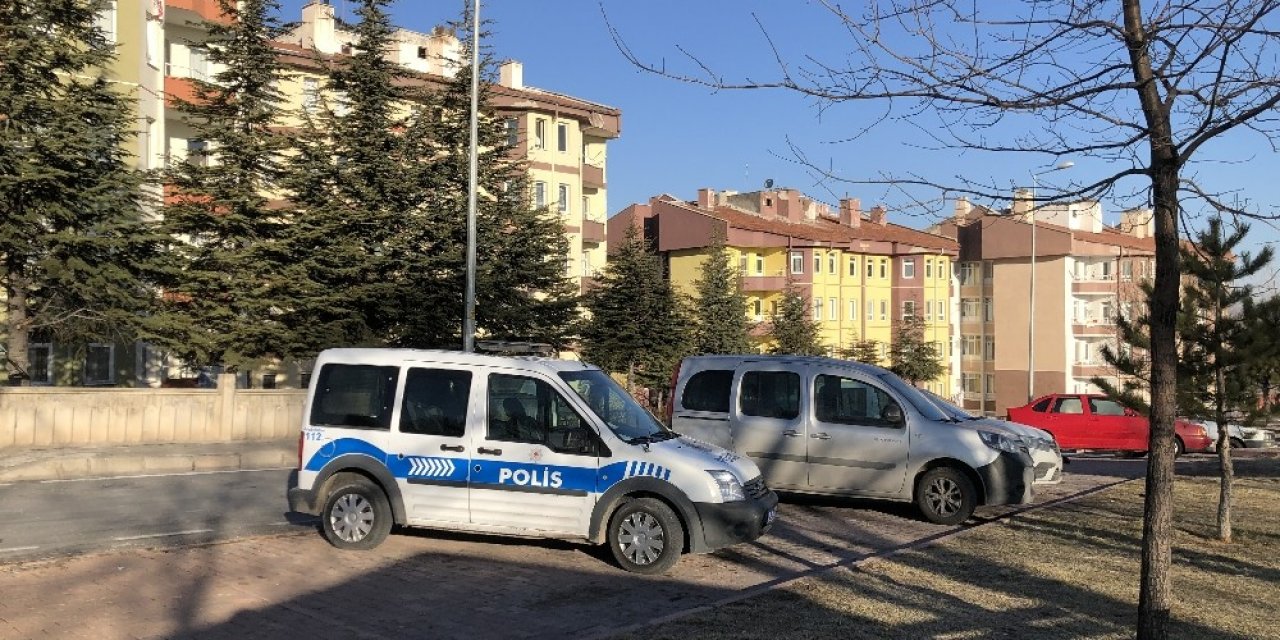 47 Yaşındaki Adam 5. Kattan Atlayarak Yaşamına Son Verdi