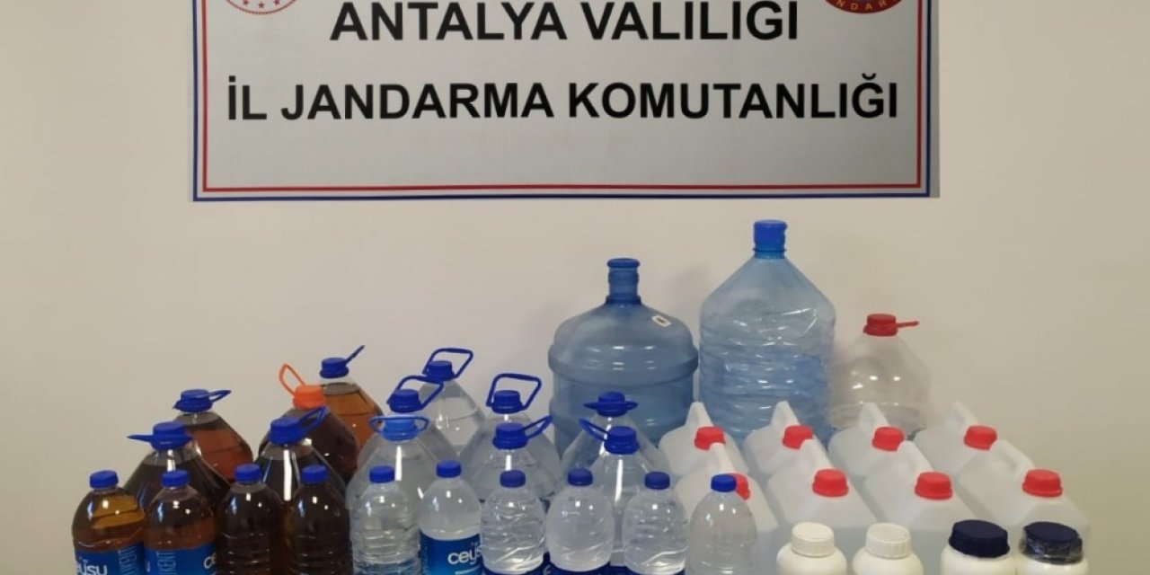 Sahte Alkol Üreticilerine Jandarma Baskını: 2 Gözaltı