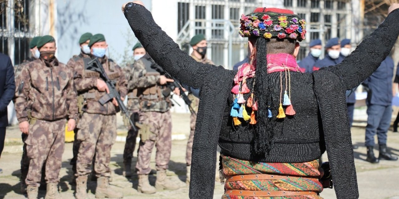 Efeler’den Afrin’e Hijyen Ve Temizlik Malzemesi Desteği