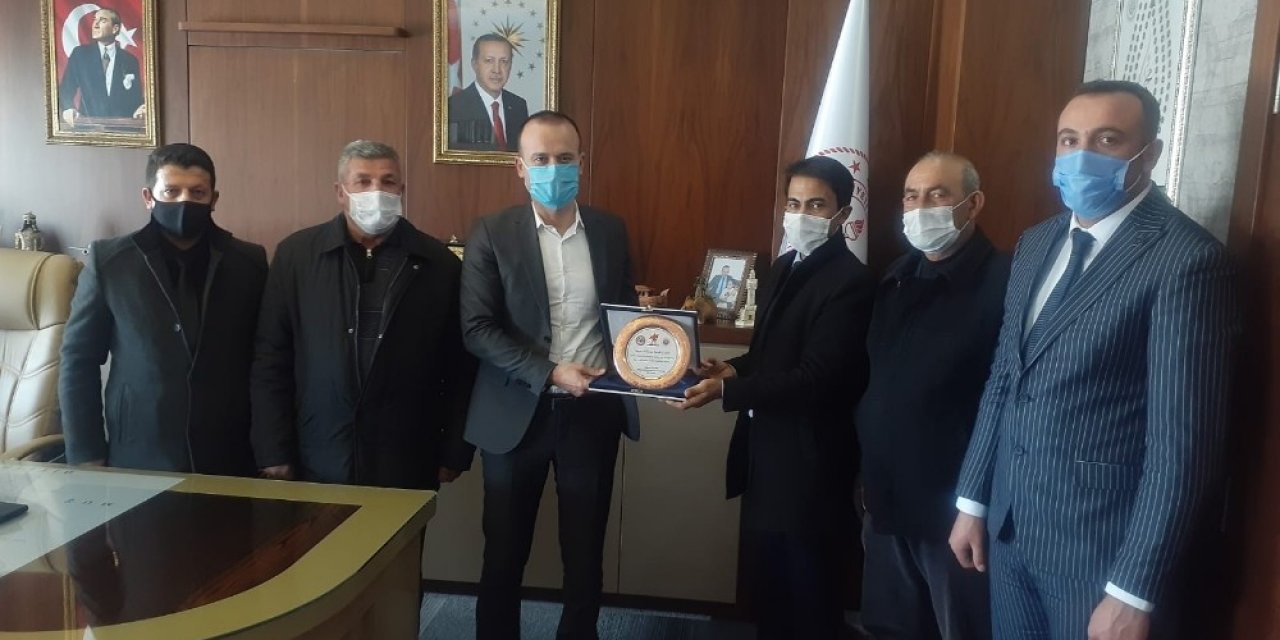 Anadolu Ölümsüz Kahramanlar Federasyonu Genel Başkanı Çelebi’den, Ağrı Milli Eğitim Müdürü Tekin’e Ziyaret
