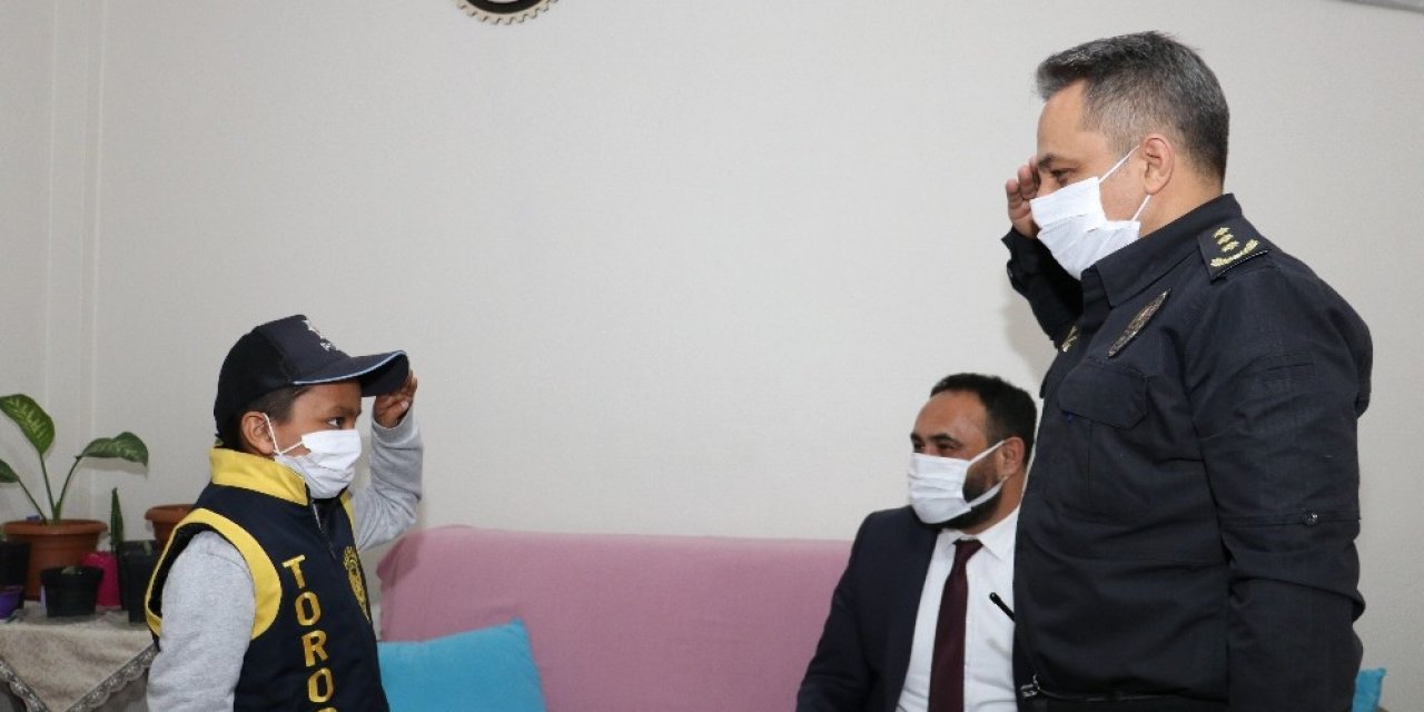 Kanser Hastası Berkay’ın Polis Olma Hayali Gerçek Oldu