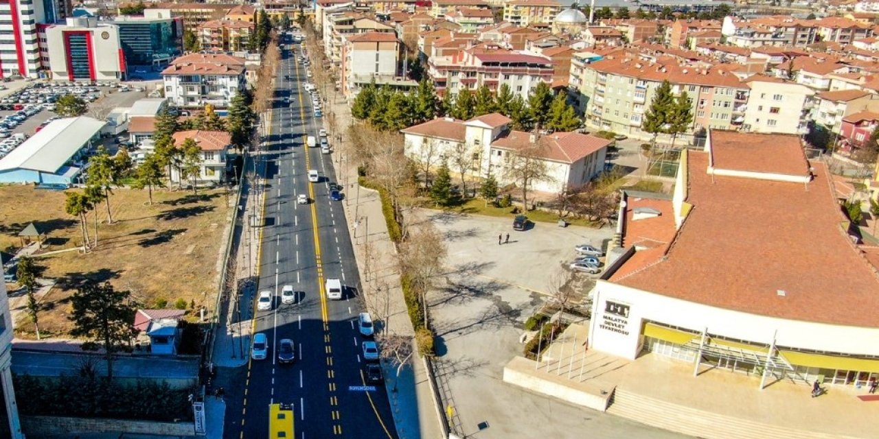 Malatya’da İ̇stasyon Caddesi Yenilendi