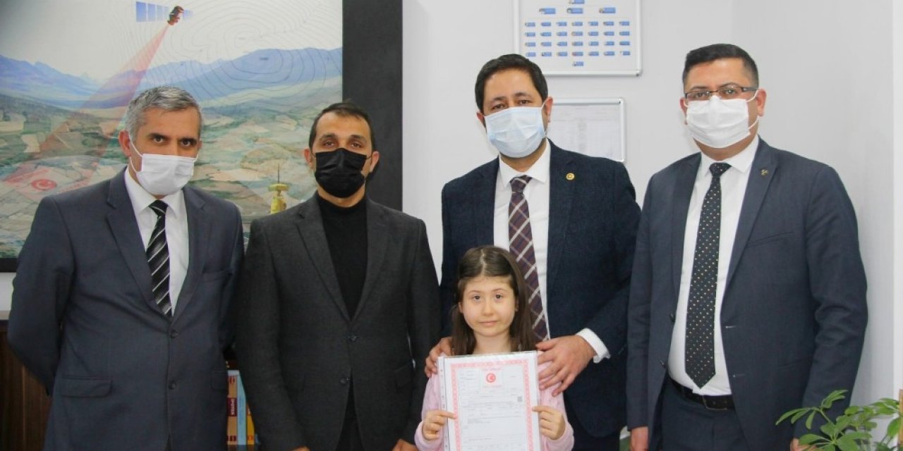Kazada Ölen Polisin Kızına Ev Hediye Edildi