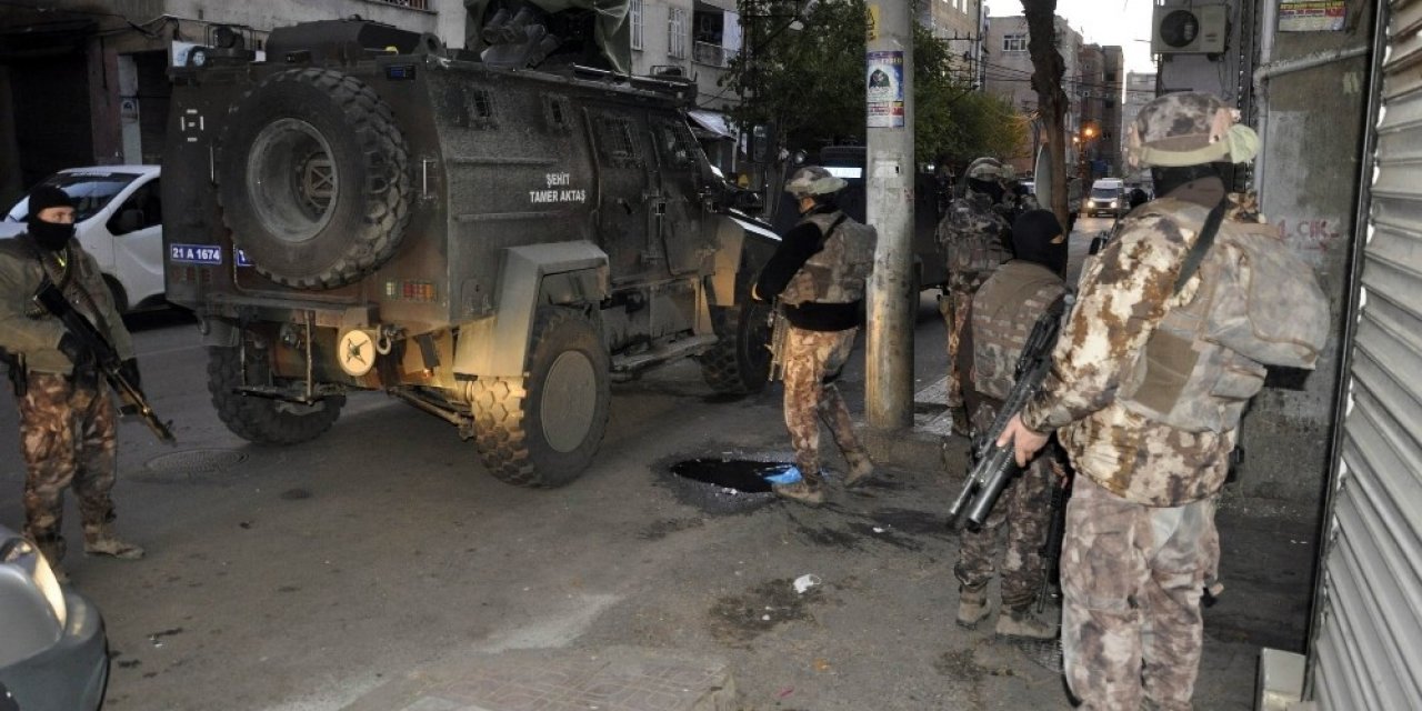 Diyarbakır Terör Operasyonu, Çok Sayıda Kişi Gözaltına Alındı