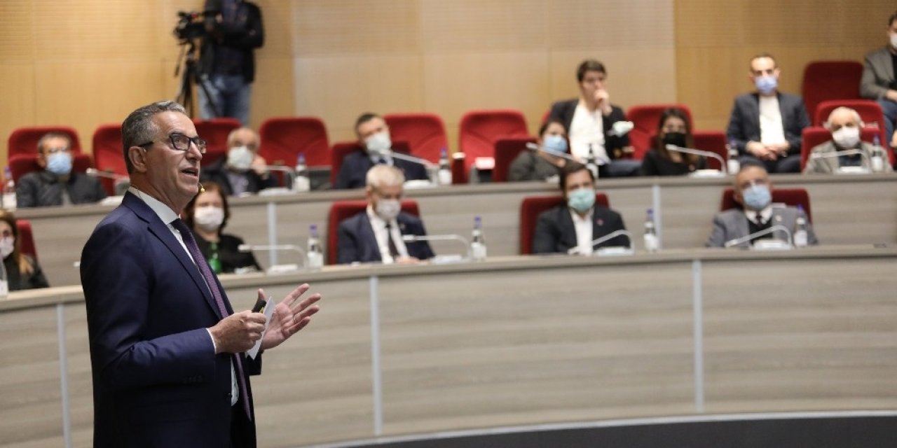 Başkan Arda, Parti Yöneticilerine 2 Yıllık Hizmetlerini Anlattı